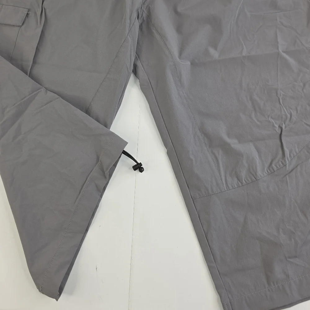 Vayager Women's Gray Cargo Hiking Capri Cropped Pants Size XXXL I-1632